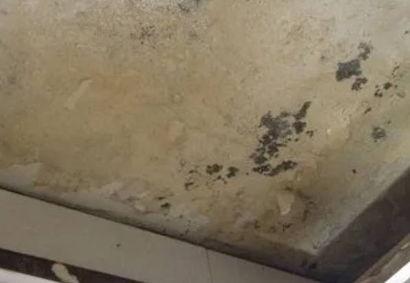 矿区阳台漏水维修公司分享下矿区卫生间渗水维修需要注意哪些问题。